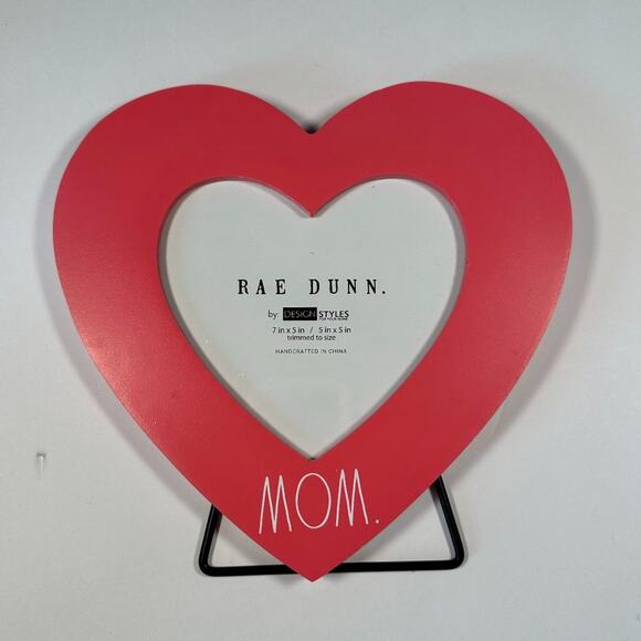 New Rae Dunn Picture Frame Heart Mom Red White - Picture 1 of 1